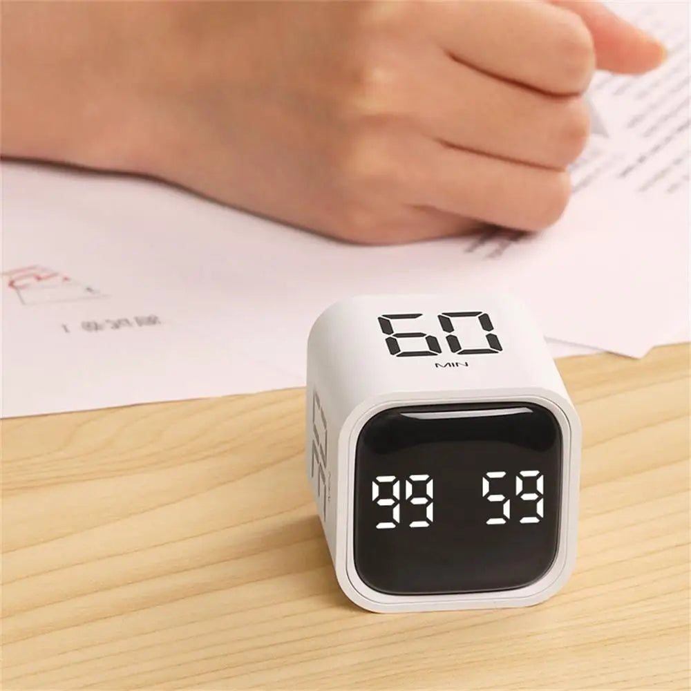 CubeFlow: Gravity Timer with LED Display