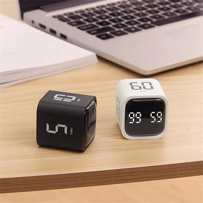 CubeFlow: Gravity Timer with LED Display